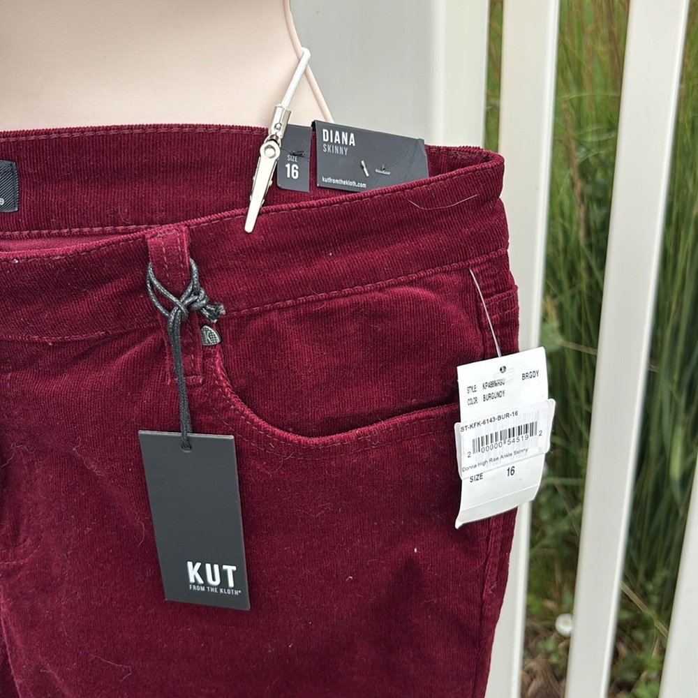 Kut from the Kloth NWT Burgundy Corduroy NWT Diana Skinny High Rise Size 16 - Picture 3 of 7